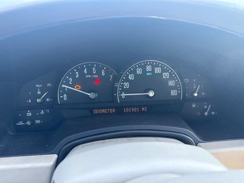 Used 2004 Cadillac XLR RWD image 11