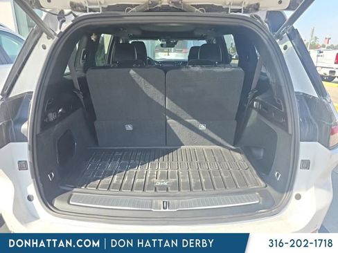 Used 2023 Jeep Grand Cherokee L Overland w/ Rear Seat Video Group I image 9