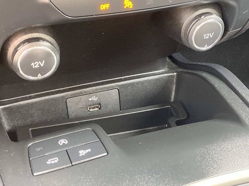 Used 2019 Ford Ranger XL w/ Equipment Group 101A Mid RWD image 39