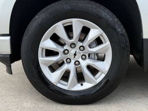 Used 2022 Chevrolet Silverado 1500 Custom RWD image 11