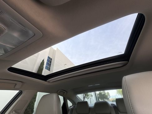 Used 2014 Toyota Avalon XLE Touring FWD image 27