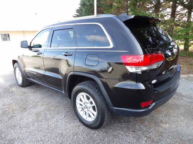Used 2020 Jeep Grand Cherokee Laredo AWD/4WD image 3