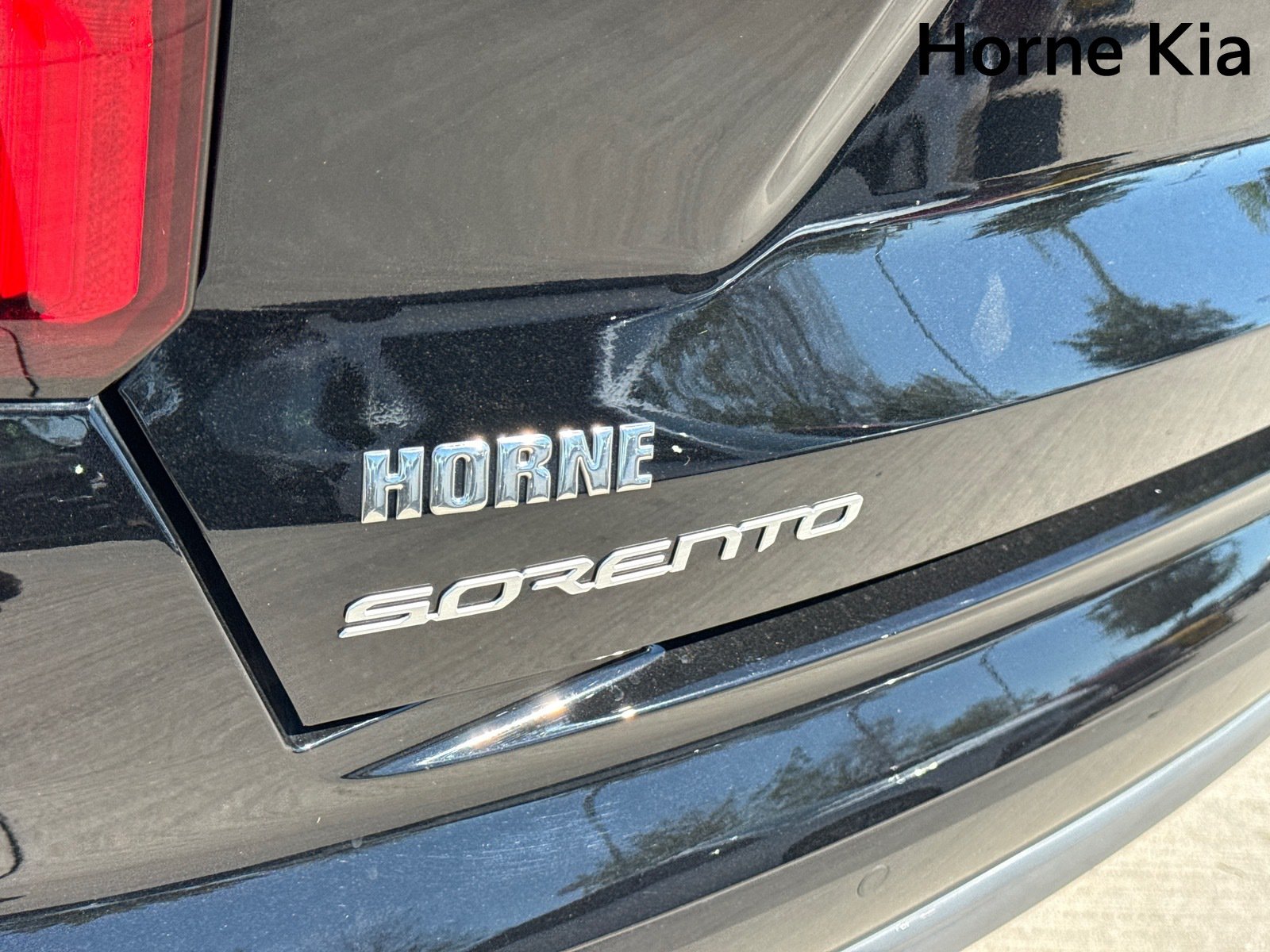 Certified 2023 Kia Sorento SX AWD/4WD image 30
