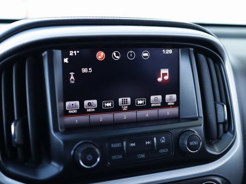 Used 2016 GMC Canyon SLE w/ Nightfall Edition image 12