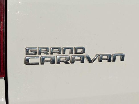 Certified 2017 Dodge Grand Caravan GT image 11
