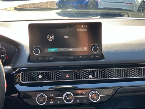 Used 2025 Honda Civic LX image 27