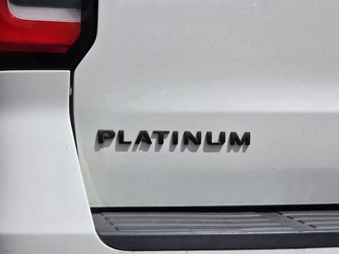 Certified 2022 Ford Expedition Max Platinum AWD/4WD image 5