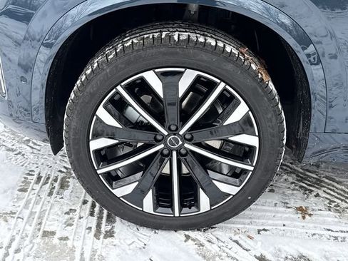 New 2026 Volvo XC90 B6 Ultra w/ Protection Package image 8
