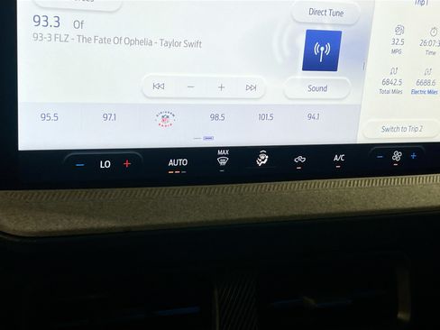 Used 2025 Ford Maverick XLT FWD image 26