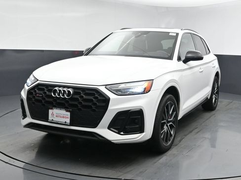 Used 2023 Audi SQ5 Premium Plus w/ Premium Plus Package AWD/4WD image 1