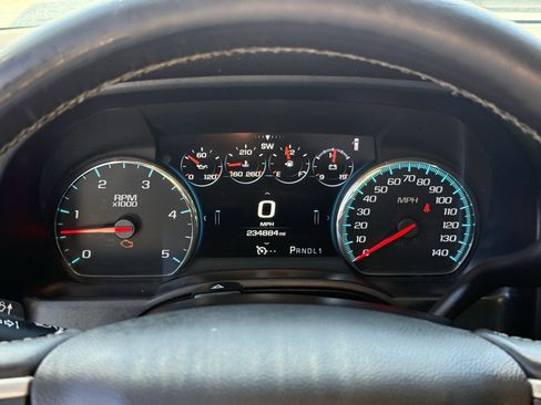 Used 2017 GMC Sierra 2500 Denali w/ Duramax Plus Package image 18