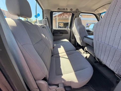 Used 2005 Ford F250 XL AWD/4WD image 17