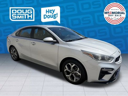 Used 2019 Kia Forte LXS FWD image 5
