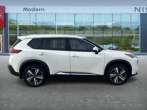 Certified 2023 Nissan Rogue SL w/ SL Premium Package image 4