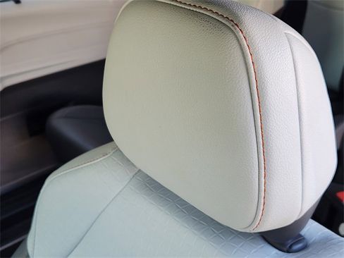 Certified 2023 Toyota Sienna XSE image 11