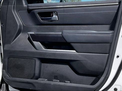 Used 2022 Toyota Tundra Platinum RWD image 29