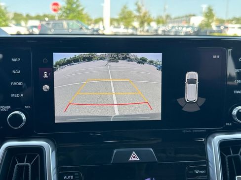 Certified 2023 Kia Sorento X-Line EX AWD/4WD image 22
