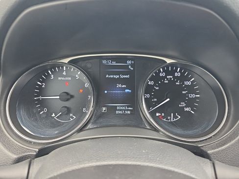 Used 2016 Nissan Rogue SV w/ SV Premium Package image 22