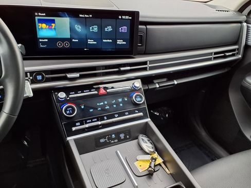 Used 2025 Hyundai Santa Fe SEL image 5