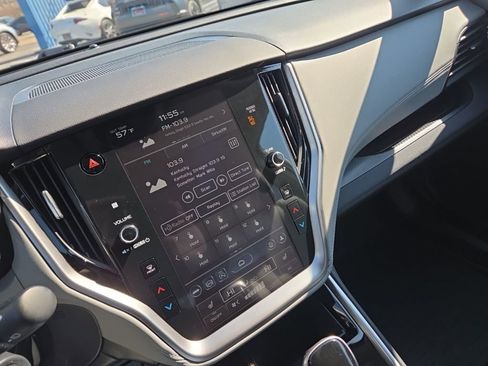 Certified 2025 Subaru Outback Premium image 31