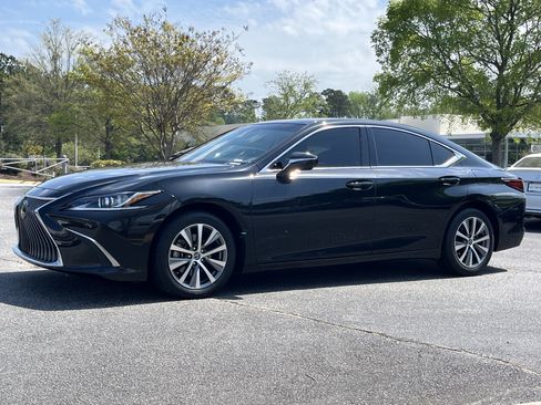 Used 2020 Lexus ES 350 w/ Accessory Package image 23