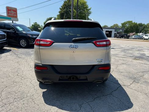 Used 2015 Jeep Cherokee Latitude w/ Trailer Tow Group FWD image 4