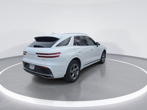 New 2026 Genesis GV70 2.5T AWD/4WD image 8