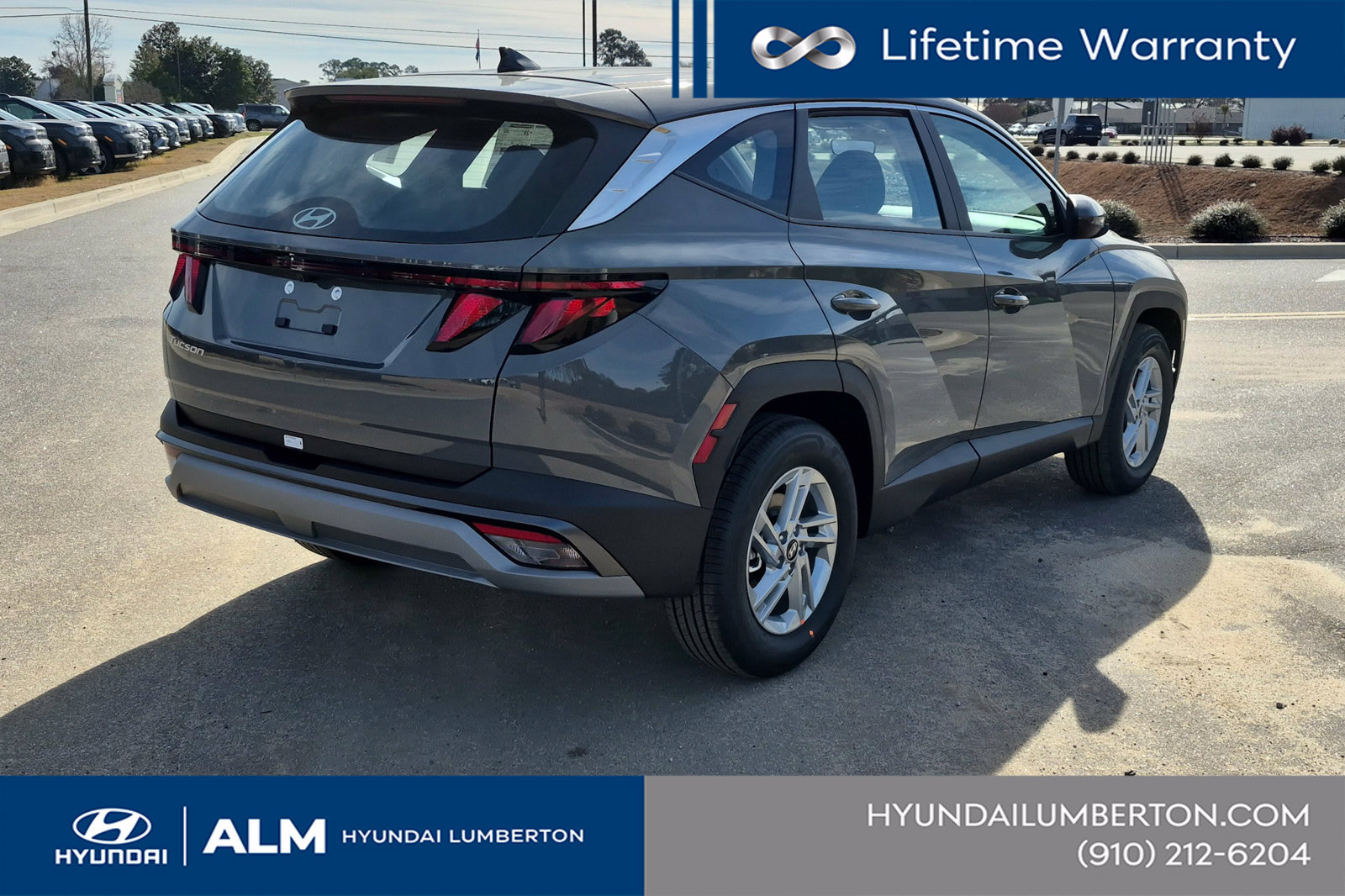 New 2026 Hyundai Tucson SE w/ Tow & Go Package FWD image 6