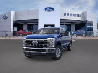 New 2026 Ford F250 XLT w/ FX4 Off-Road Package video 2