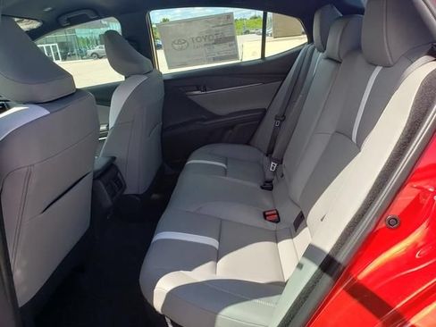 Used 2026 Toyota Camry SE FWD image 12