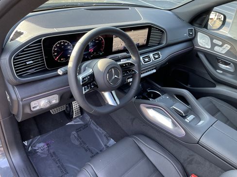 New 2026 Mercedes-Benz GLS 450 4MATIC image 19