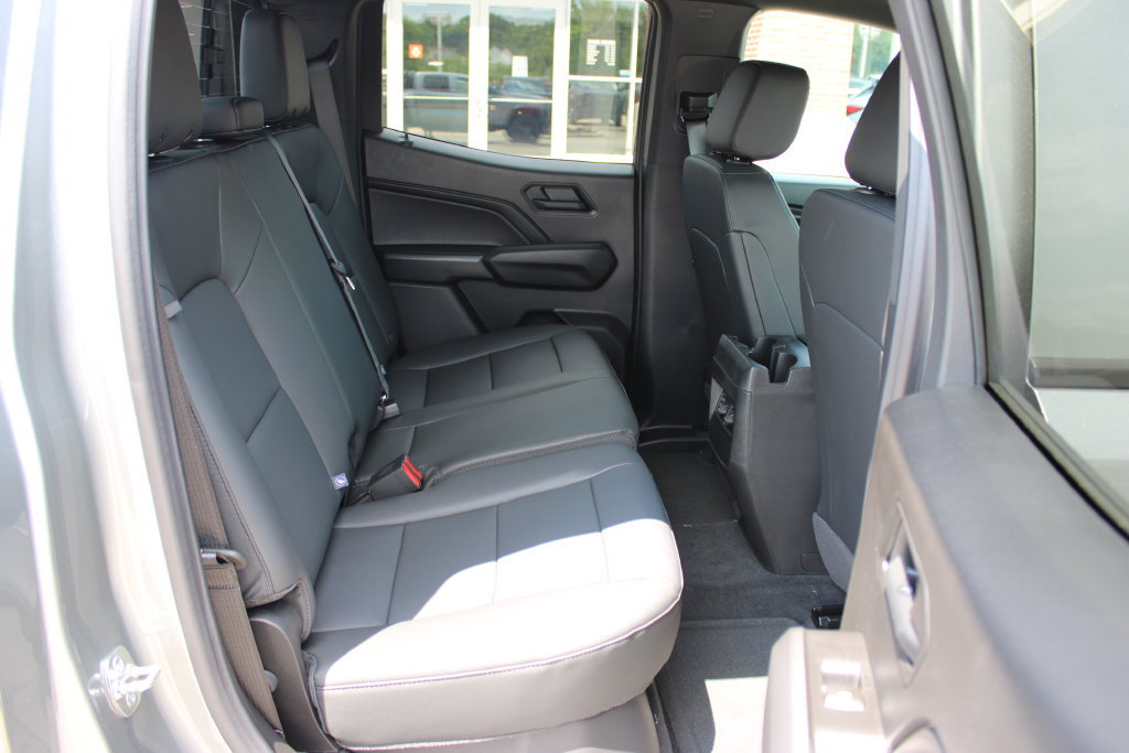 New 2026 Chevrolet Colorado Trail Boss w/ Midnight Edition AWD/4WD image 45