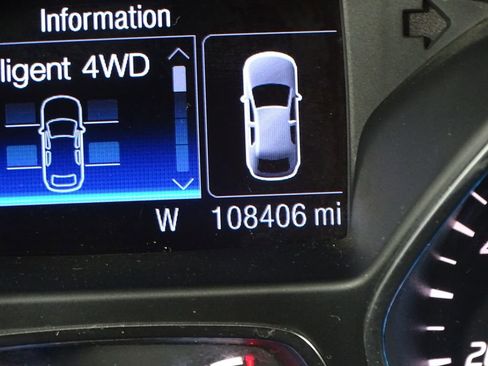 Used 2015 Ford Escape SE image 34