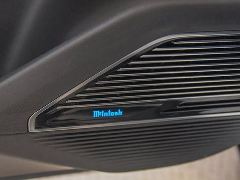 Used 2024 Jeep Wagoneer Launch Edition image 19