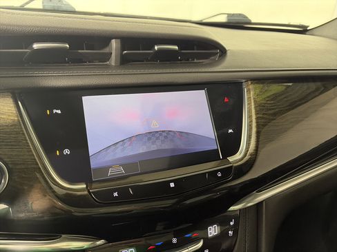 Used 2020 Cadillac XT6 Premium Luxury image 5