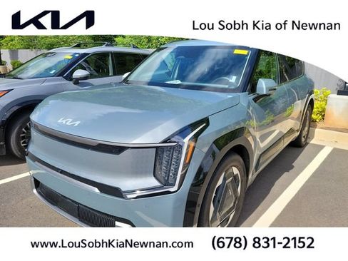 Certified 2024 Kia EV9 Land AWD/4WD image 1