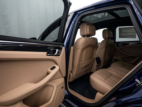Certified 2026 Porsche Macan S AWD/4WD image 23