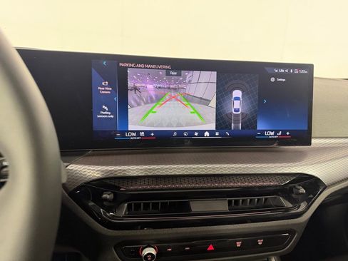 Used 2025 BMW 430i xDrive w/ Premium Package image 19