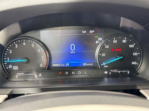 Used 2023 Ford Explorer XLT AWD/4WD image 20