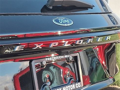 New 2026 Ford Explorer Active image 19