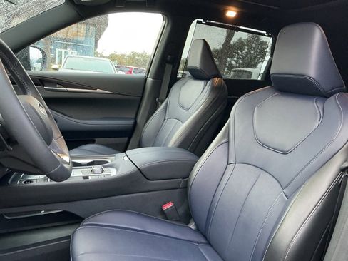Certified 2026 INFINITI QX60 Sport w/ Dark Cargo Package image 26