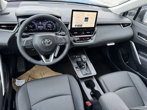 New 2026 Toyota Corolla Cross XLE image 9
