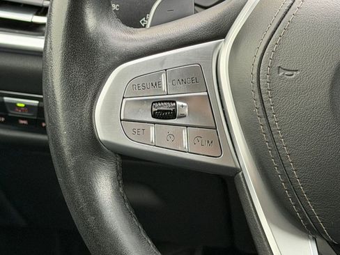 Used 2022 BMW X7 xDrive40i w/ Premium Package AWD/4WD image 17