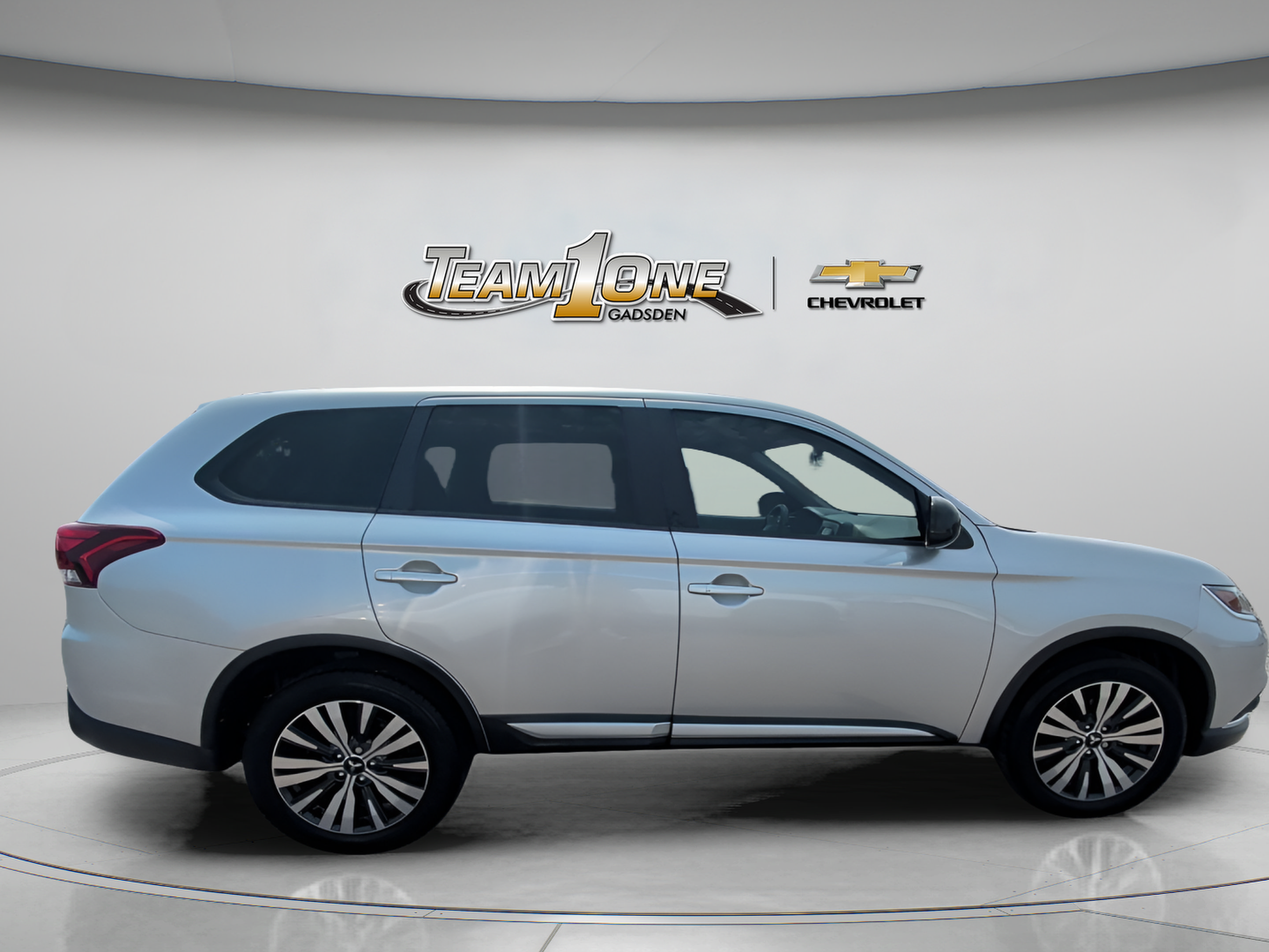 Used 2019 Mitsubishi Outlander ES AWD/4WD image 9