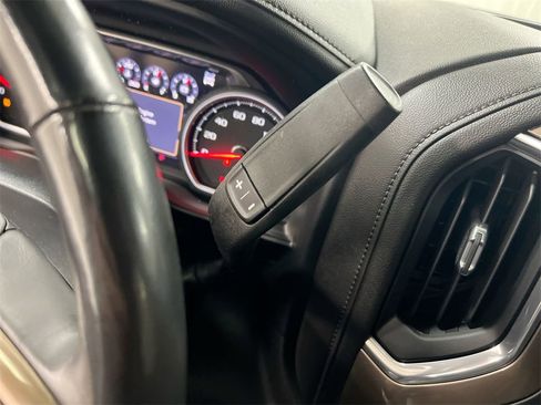 Used 2020 Chevrolet Silverado 2500 High Country w/ Z71 Off-Road Package image 17