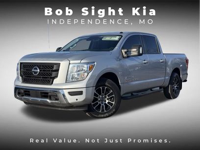 Used 2020 Nissan Titan SV w/ SV Convenience Package
