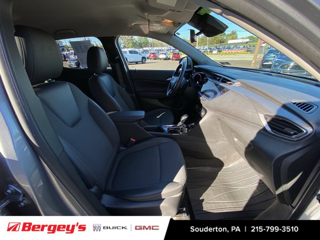 Used 2023 Buick Encore GX Preferred w/ Cold Weather Comfort Package AWD/4WD image 30