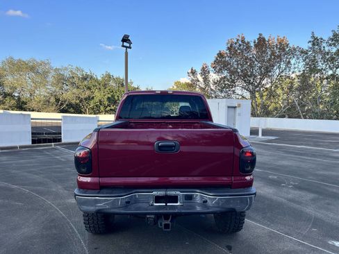 Used 2004 Chevrolet Silverado 1500 LS w/ Light Duty Power Package image 6