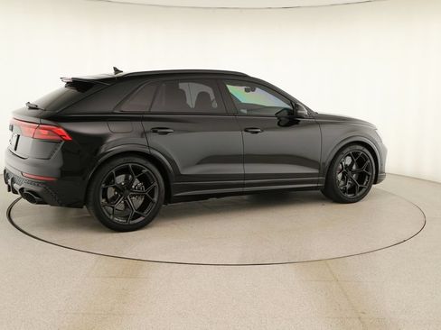 Certified 2026 Audi RS Q8 performance AWD/4WD image 7
