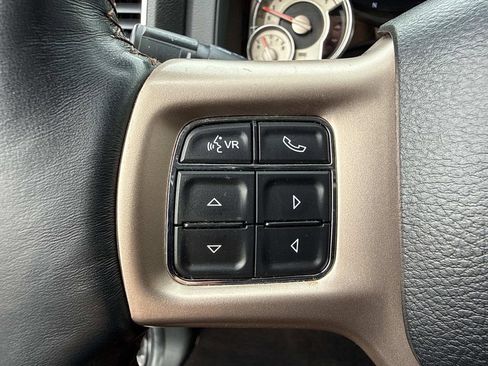 Used 2017 RAM 1500 Laramie Longhorn image 30